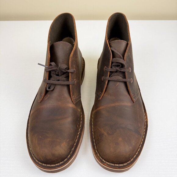 Like New Clarks Bushacre Chukka Boots in Beewax Leather main image 10